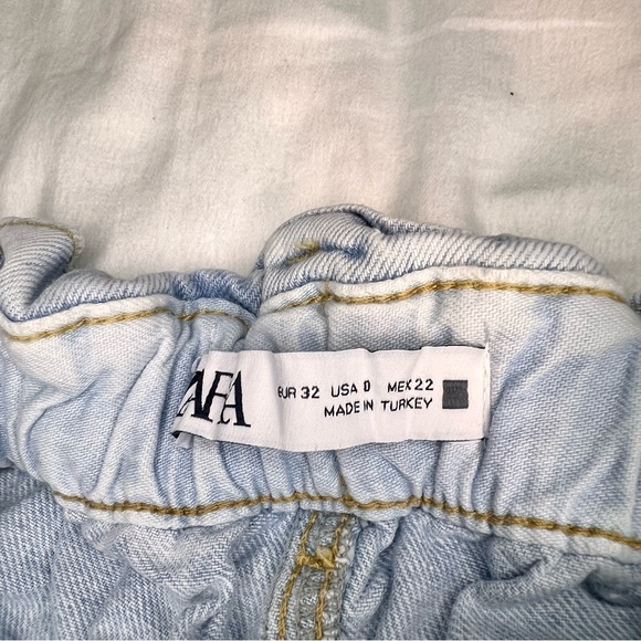 ZARA MOM FIT JEANS ANKLE LENGTH - Picture 4 of 5